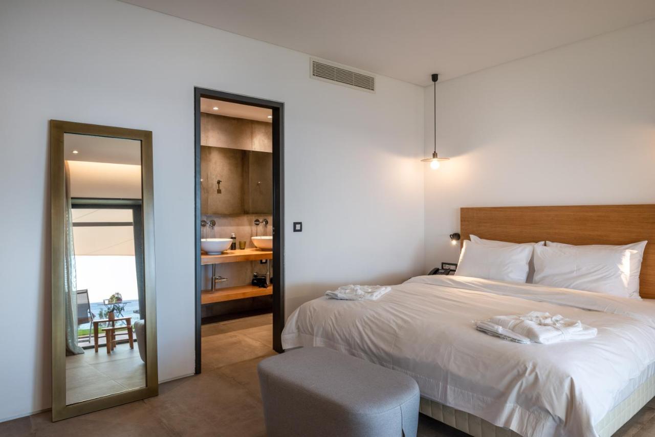 Porto Plomari Hotel Buitenkant foto