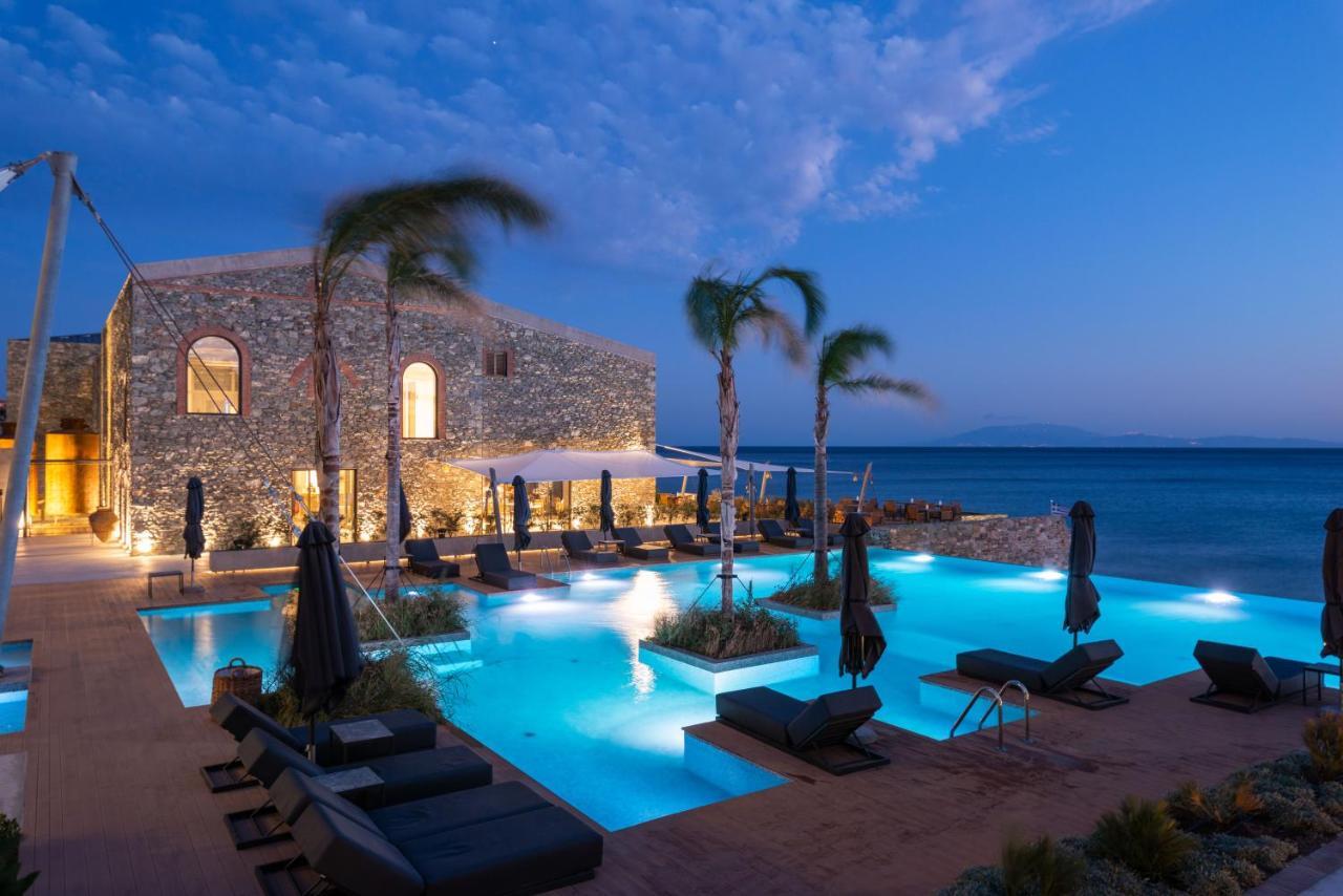 Porto Plomari Hotel Buitenkant foto
